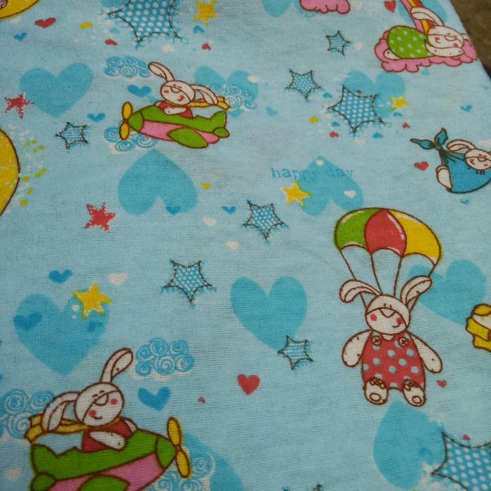 BAHAN KAIN FLANEL GULUNGAN / KAIN BEDONGAN TATAKAN BEDONG BAYI