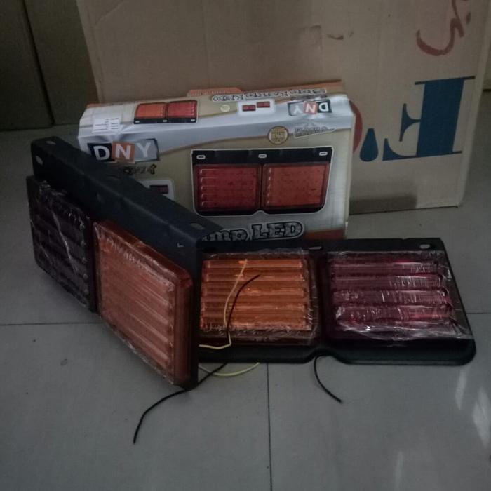 Set Stop Lamp - Lampu Stop/Rem Led Anti Pecah Hino 2 Warna Dny 102