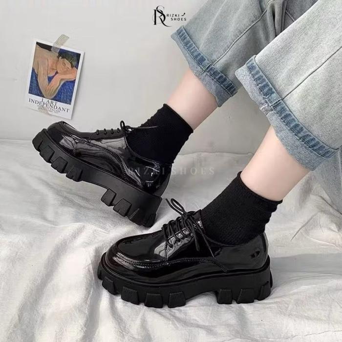 Aerostreet - Sepatu Docmart Wanita Boots Fashion Shoes Pu Leather Hitam Size 36-40