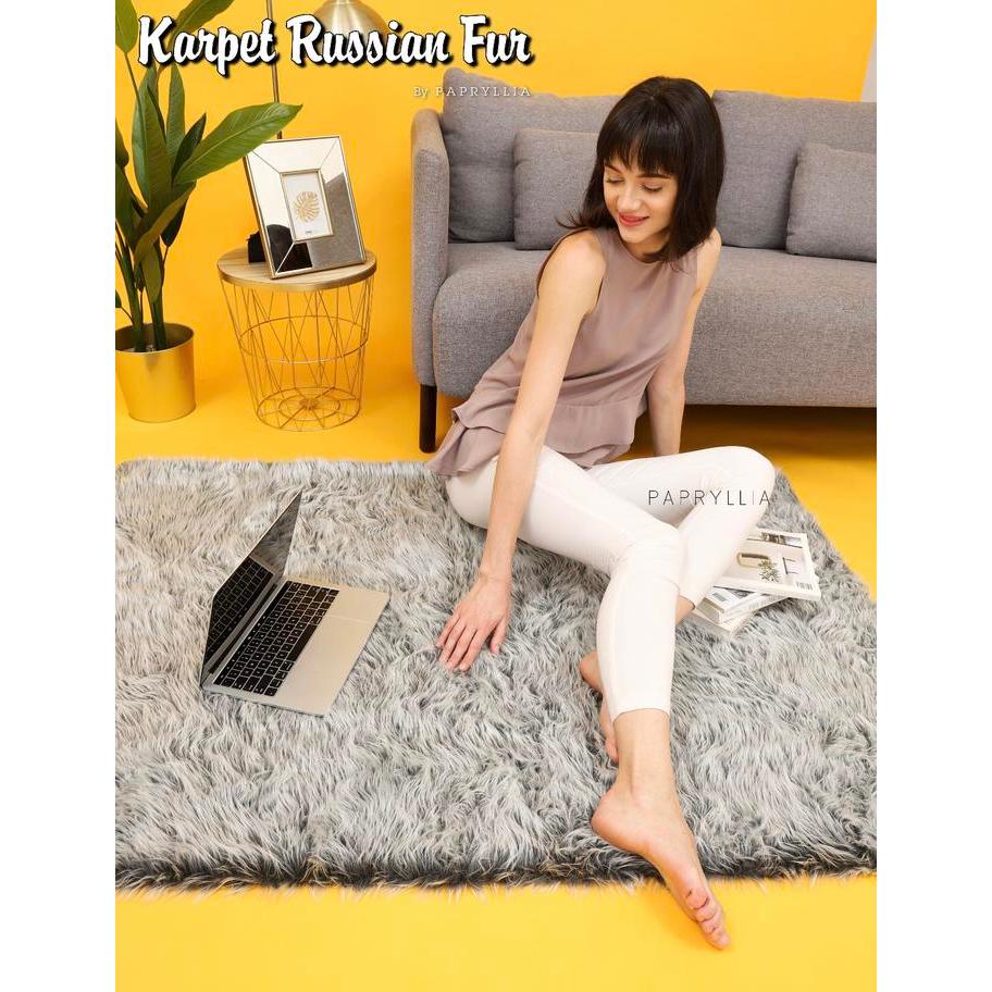 Karpet Bulu Korea Ukuran 100x150cm - Abu Abu ( Bawah Polos)