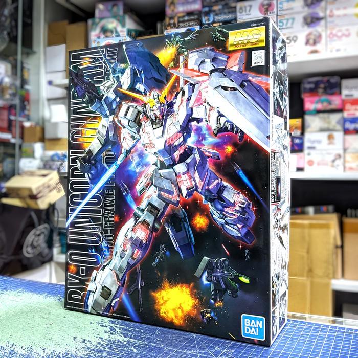 Bandai MG 1/100 RX-0 Unicorn Gundam OVA Ver.