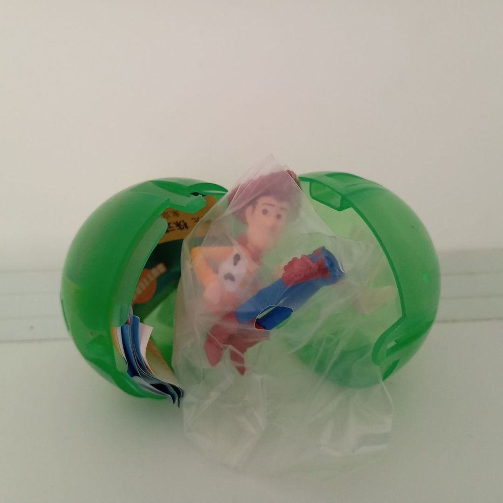[Ready Stock] Gashapon Toy Story Narabundesu Woody T-UNI