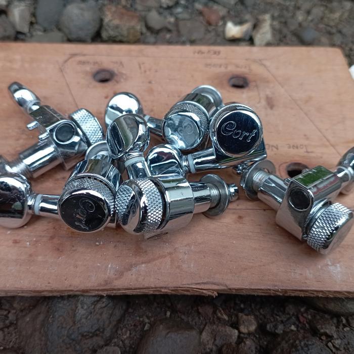 Dryer Gitar Cort Screwless Locking Tuner 6 In Line Chrome - IM