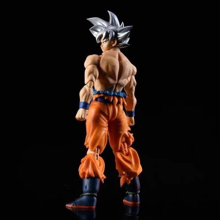 ACTION FIGURE SHF SON GOKU ULTRA INSTINCT