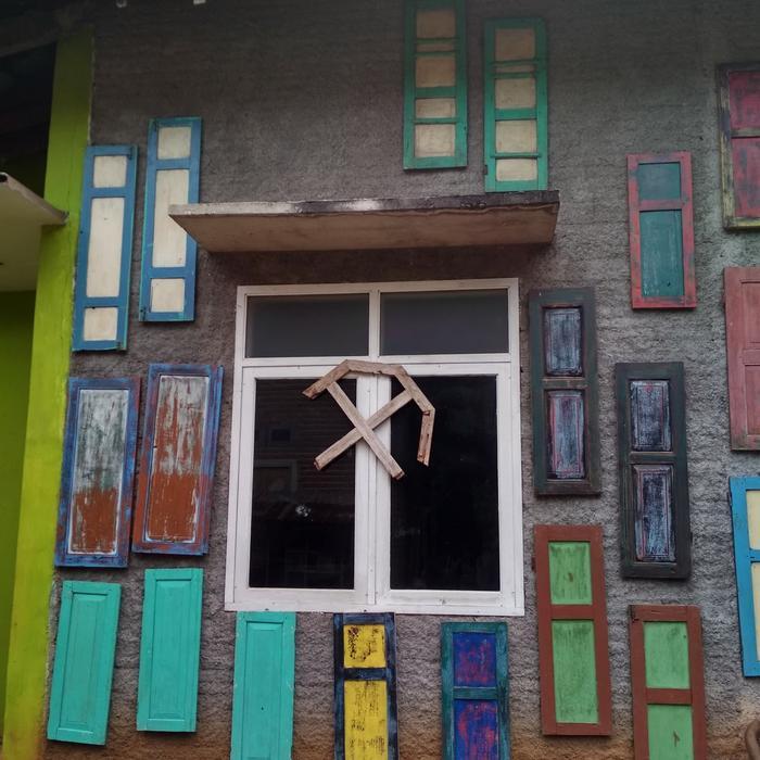 Hiasan Dinding Jendela Jati Jadul Antik Pasti Diskon