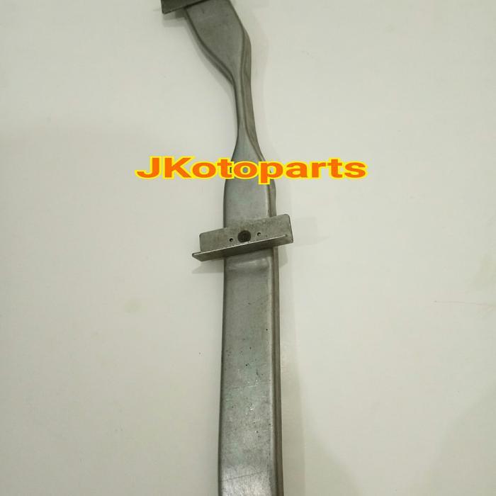 BRACKET AKI INNOVA DIESEL