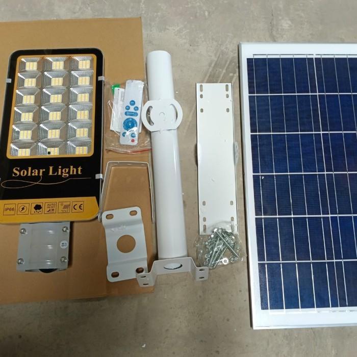 lampu jalan tenaga surya 800 watt 800w solar panel besar PJU solar 800