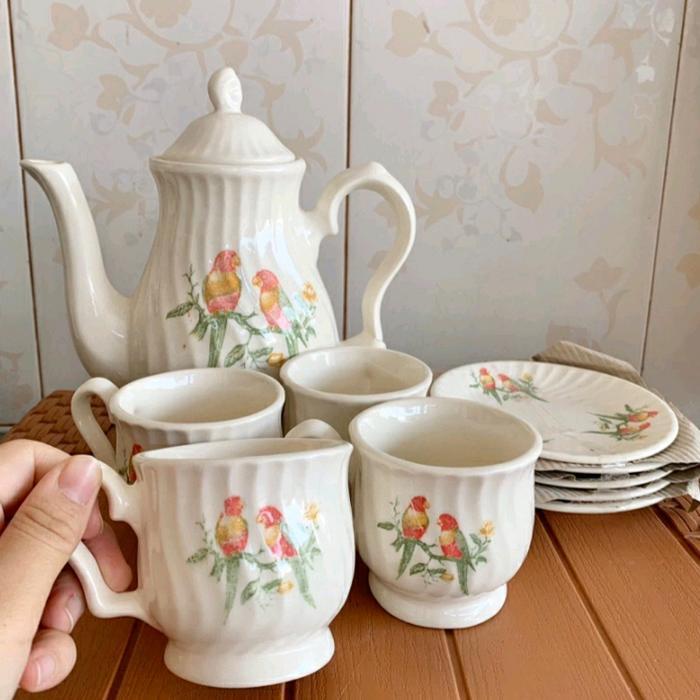 TEA SET NIKURA 12 PICS