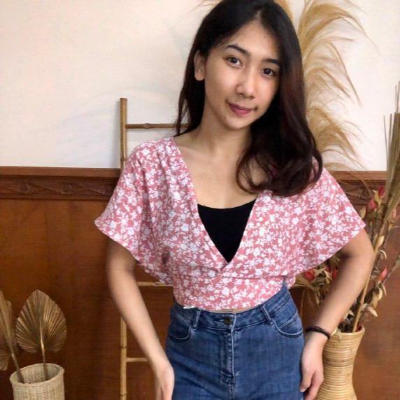 Lonceng Top - Atasan Wanita Crop Top Korean Style Kekinian Nyaman Rayon Nyaman Rayon Pendek