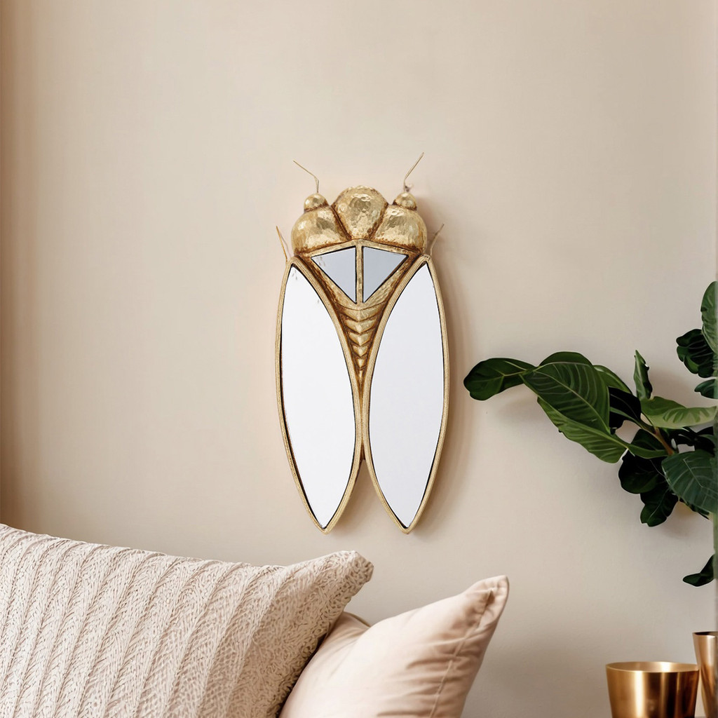 1PC, golden resin mirror surface golden cicada-shaped home decoration pendant