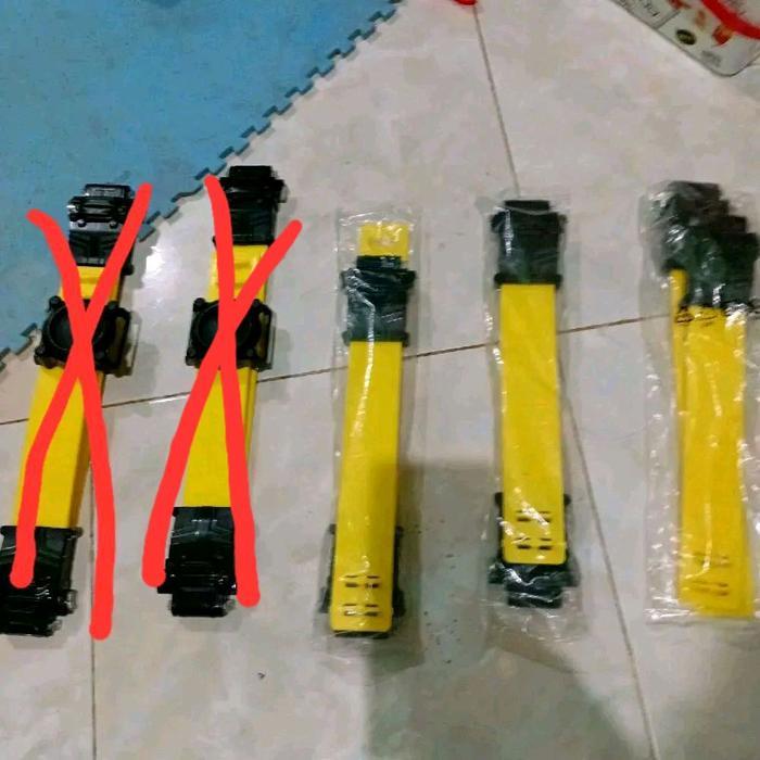 Belt strap kamen rider build dijual 1 set
