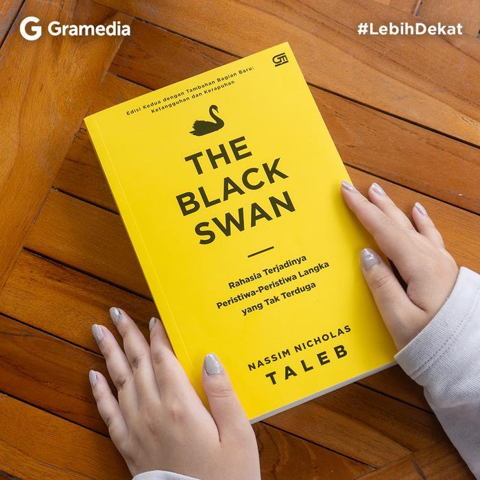 BUKU THE BLACK SWAN