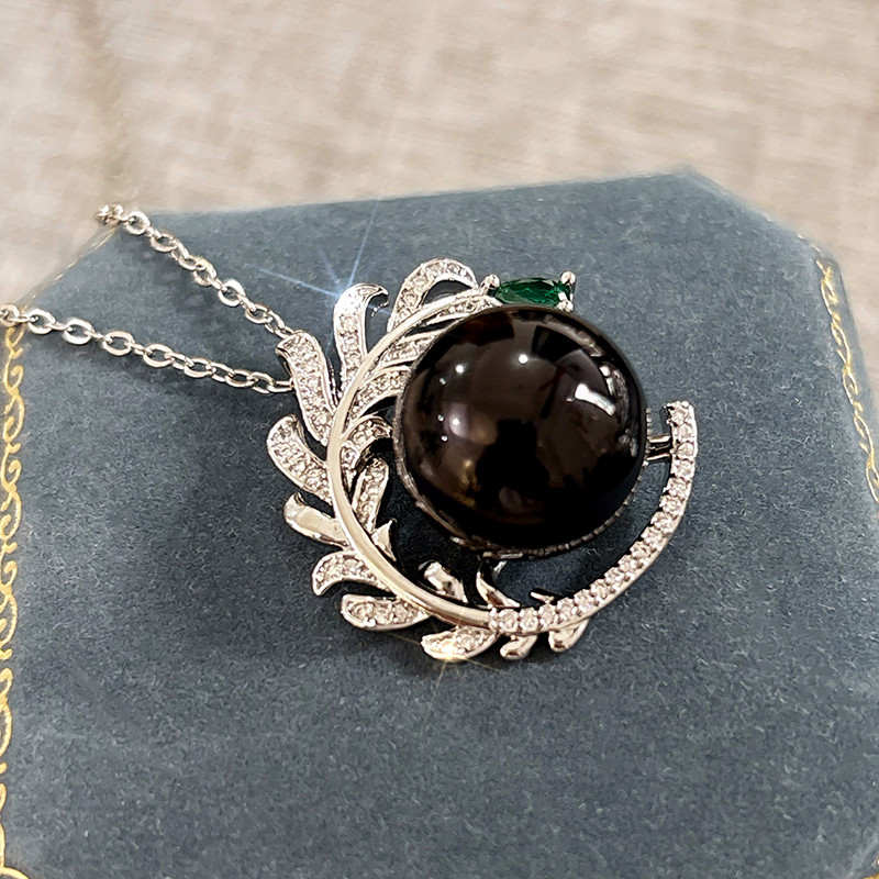 Huitan Novel Black Imitation Pearl Pendant Necklace for Women Exquisite Modern Neck Accessories