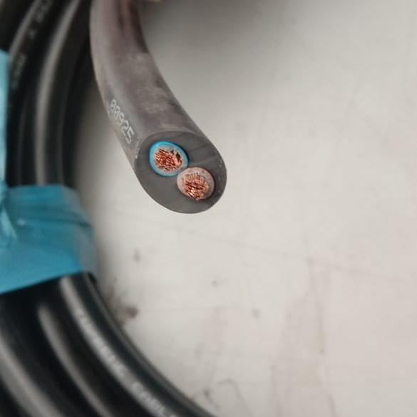 Kabel Listrik Serabut NYYHY 2 x 6 mm Supreme Ecer per meter Hitam Pvc Tembaga NYYHY 2x6 mm2