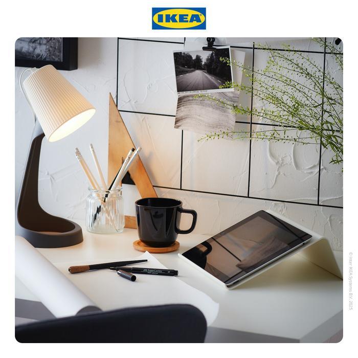 IKEA SVALLET Lampu Meja Kerja Plastik Warna Abu-Abu/Putih