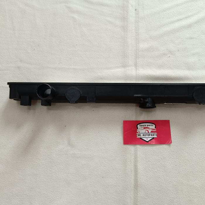 UPPER TANK RADIATOR INNOVA BENSIN