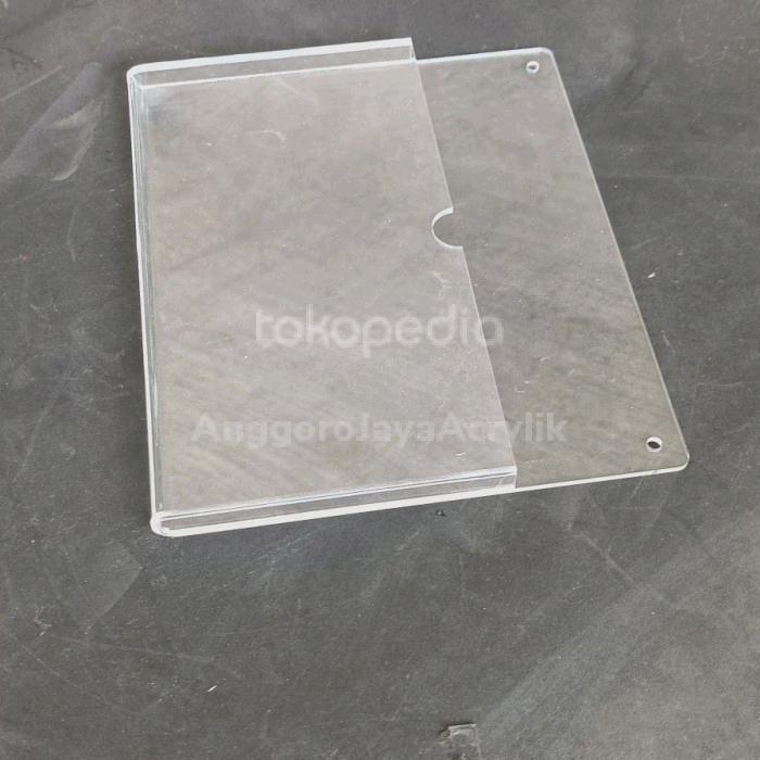 akrilik tempat brosur dinding.