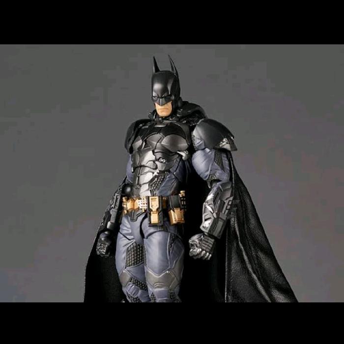 Revoltech Batman Arkham Knight Action Figure KWS