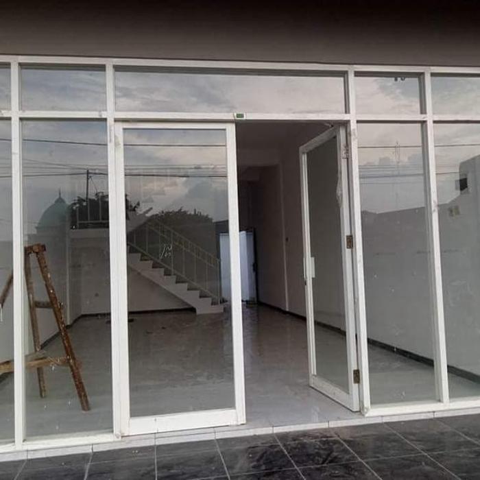 pintu dan jendela aluminium putih