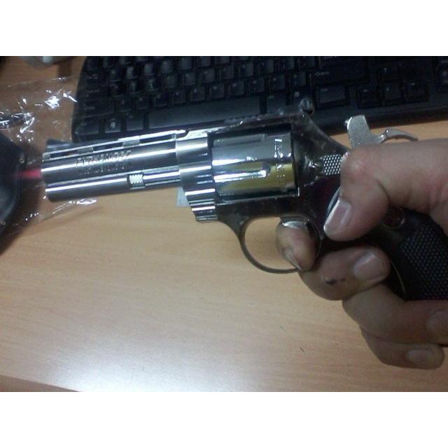 JUAL MAINAN MODEL PISTOL MIRIP ASLI BUATAN LOKAL - HARGA MURAH - JAKARTA