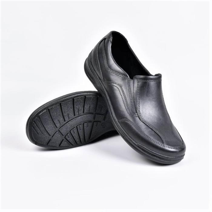 Sepatu Pantofel Karet Merk Att Ab 505 - Hitam Co