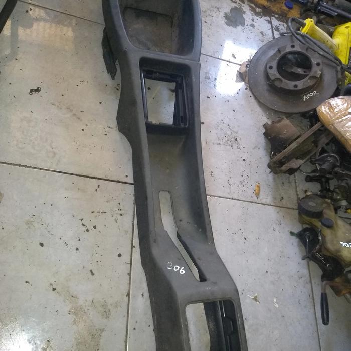 konsole box console box dashboard tengah Peugeot 306