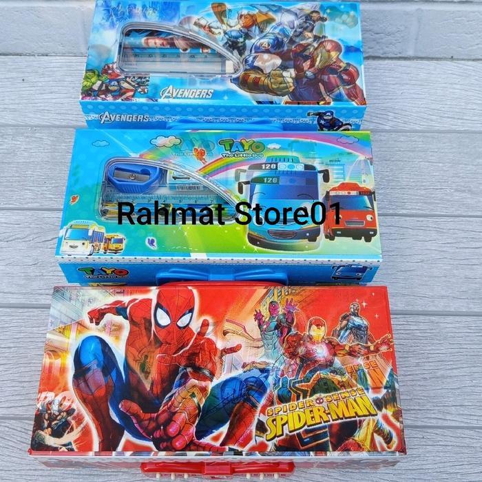 Kotak Pensil 3D/Tempat Pensil Kode Karakter Cowok 3 Tingkat Desk Stationery