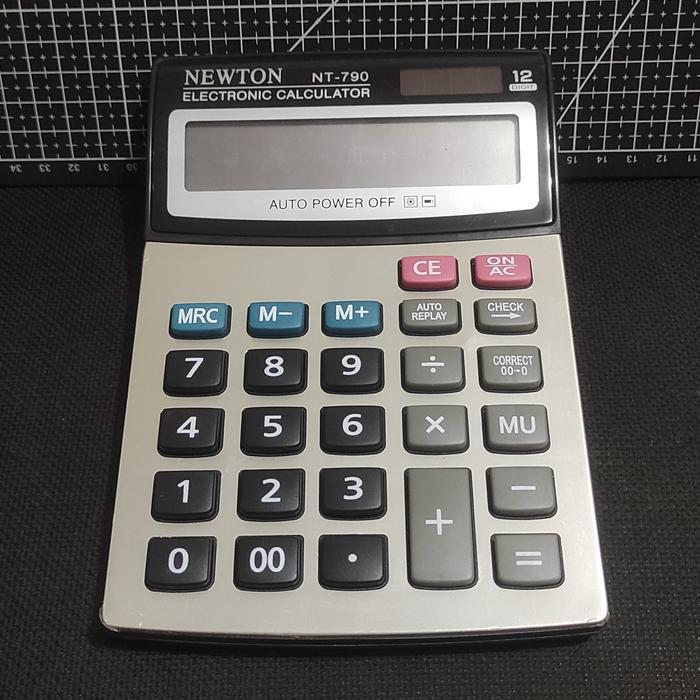 Kalkulator Meja Sedang Newton NT 790 RUSAK