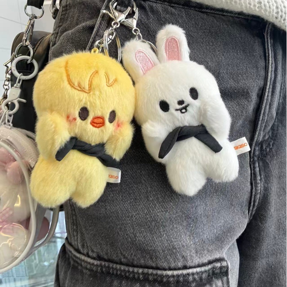 Stray Kids Keychain Magnetic Suction Doll Skz Bean Eye Cape Doll Keychain Bangchan Felix Skzoo