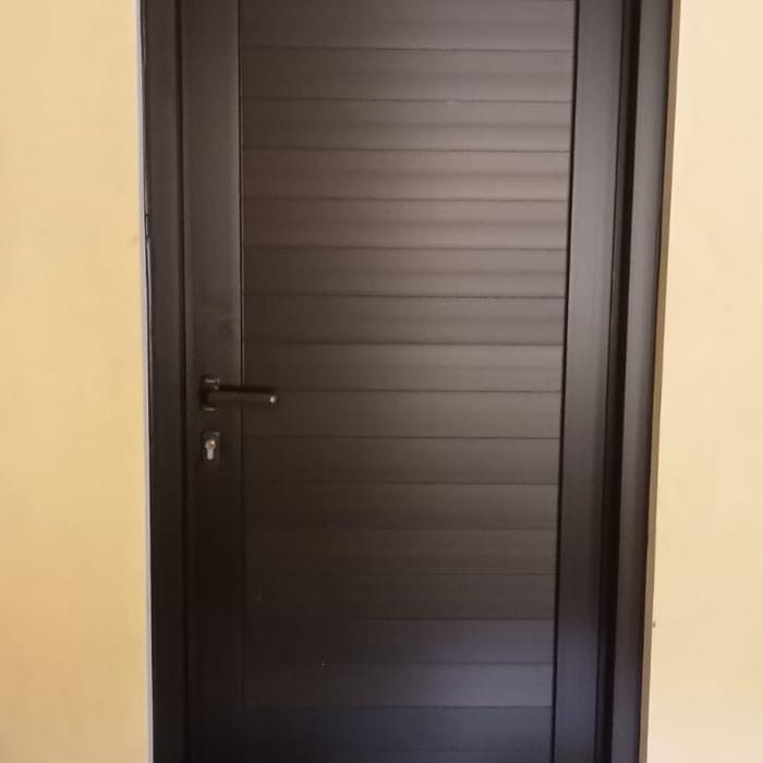 pintu aluminium kamar mandi custom UK 83 x 195
