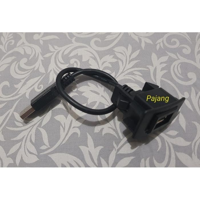 Ready Colokan USB untuk Mobil Honda Brio / Jazz /Civic /Accord / CRV / Freed