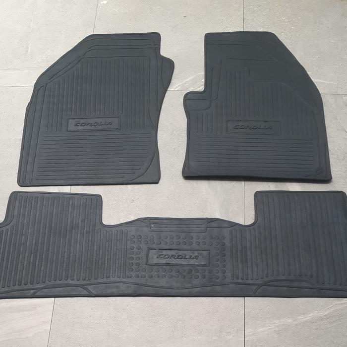 Karpet Karet Alas Lantai Mobil Corolla Cross