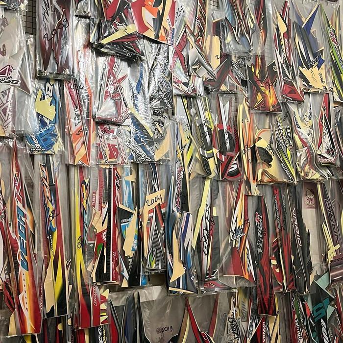 STIKER STRIPING BODY MOTOR SUPRA FIT X 2008 MOTORCYCLE