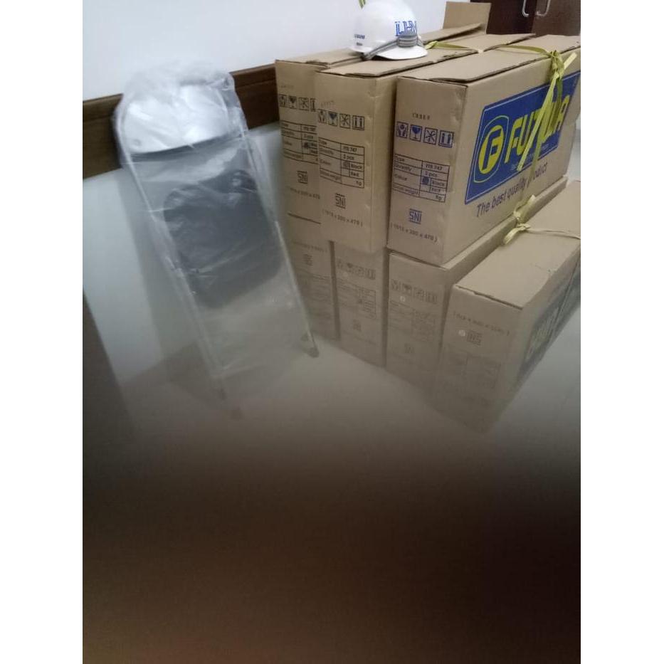 Kursi Kuliah Futura 747 Tbk