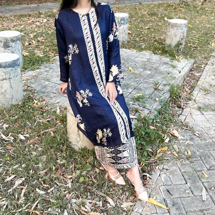 Lausboutique-Iskandar Set-Seri Encim-One Set Batik Wanita Formal