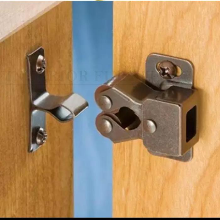 Capit Udang Lemari / Jepitan Udang / Kunci Jepit Lemari Tic Tac