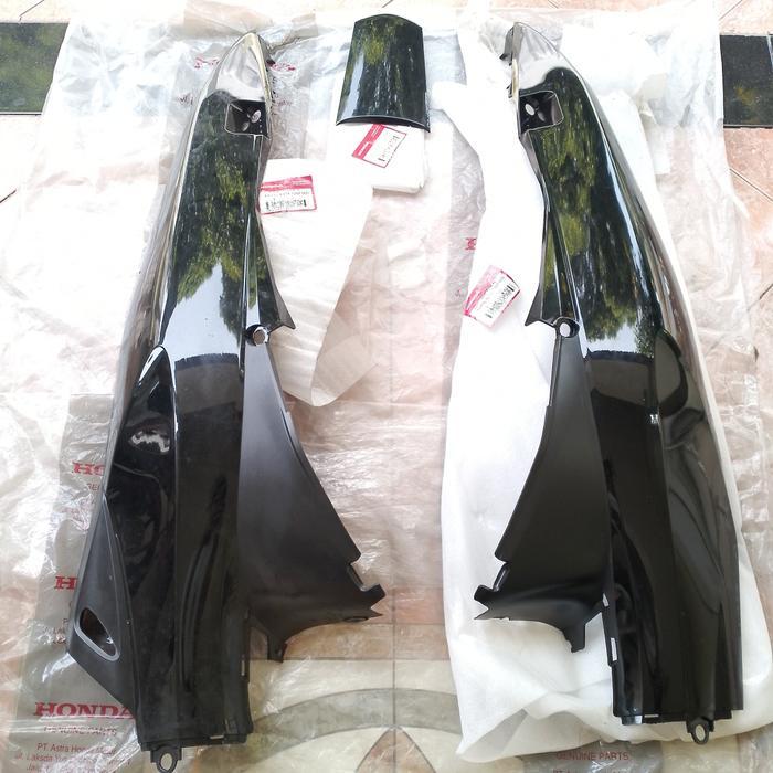 Body Belakang Set Karisma 125X Hitam Original Ahm New Old Stock