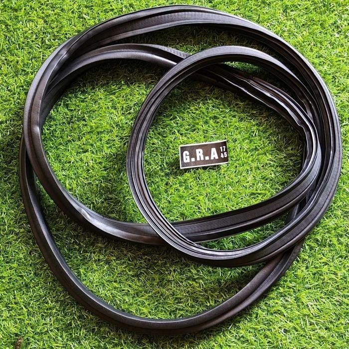 Karet Bagasi Toyota Corona Absolute St191 Original