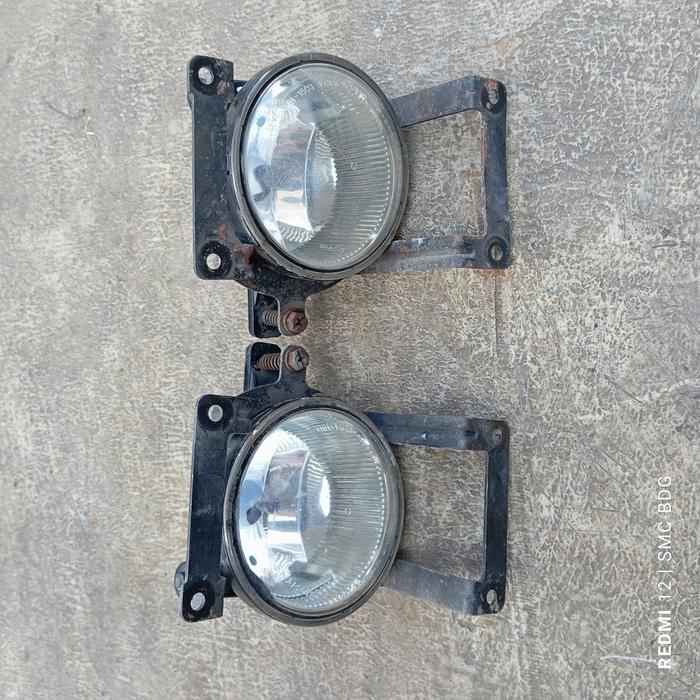 Lampu kabut foglamp bemper depan bekas Hyundai Tucson gen 1 original