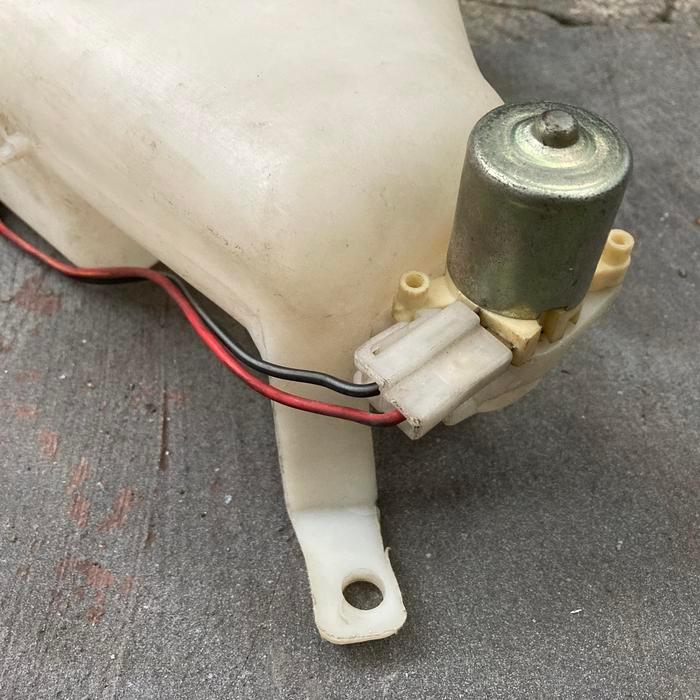 Tabung Tangki Air Wiper Full Set Fullset Komplit Dinamo Motor Washer Belakang Daihatsu Charade G100