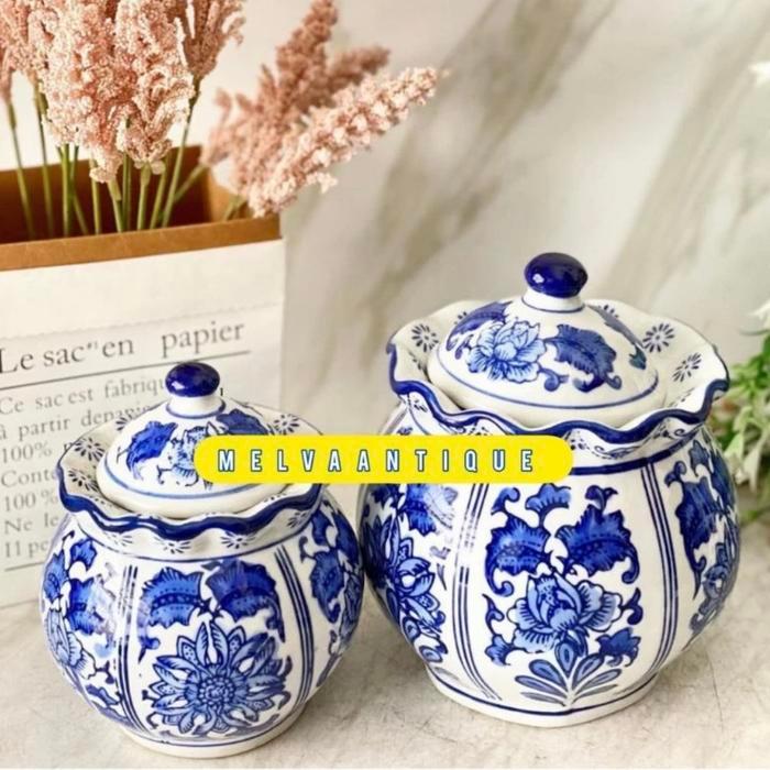 Toples Keramik Biru Putih