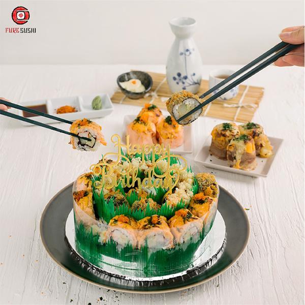 [Bisa Dadakan] Yuri Birthday Cake Birthday Cake Kue Ulang Tahun Kue Sushi Cake Kue