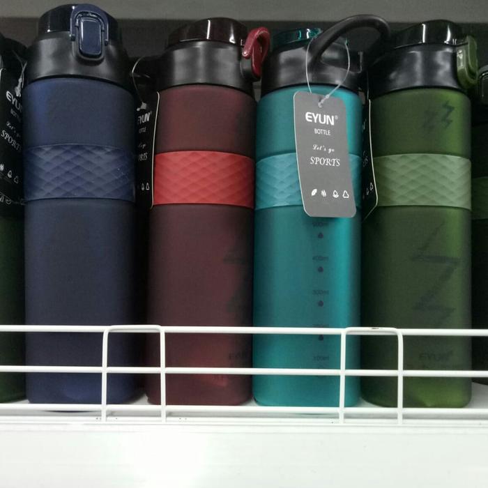 Eyun Botol Minum Ukuran Sekitar 800Ml Best Seller