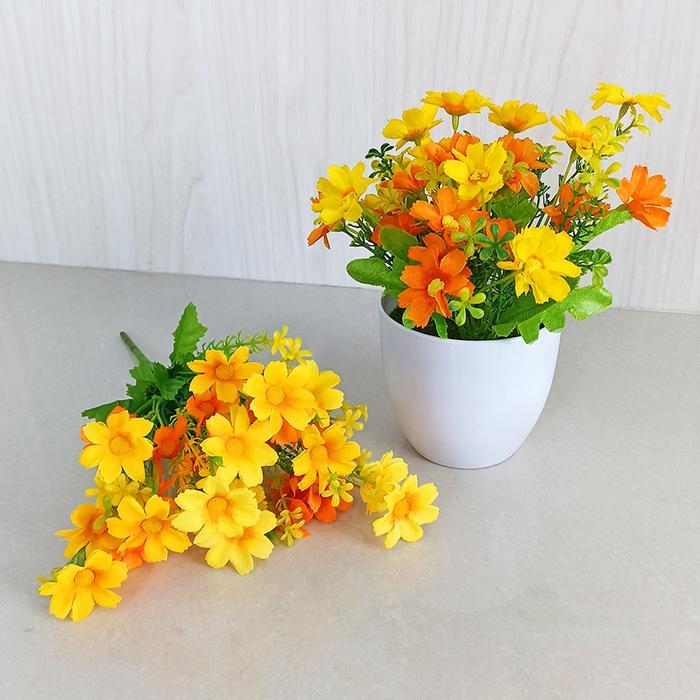 "New" Pot Bunga Krisan Tanaman Hias Plastik Bunga Hias Dekorasi Meja Tamu Pot Bunga Hiasan Dekorasi