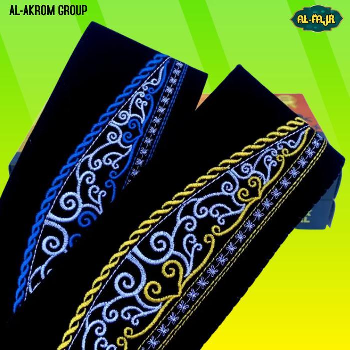 PECI SONGKOK KOPIAH HITAM MOTIF BATIK BIRU MURAH DAN BERKUALITAS
