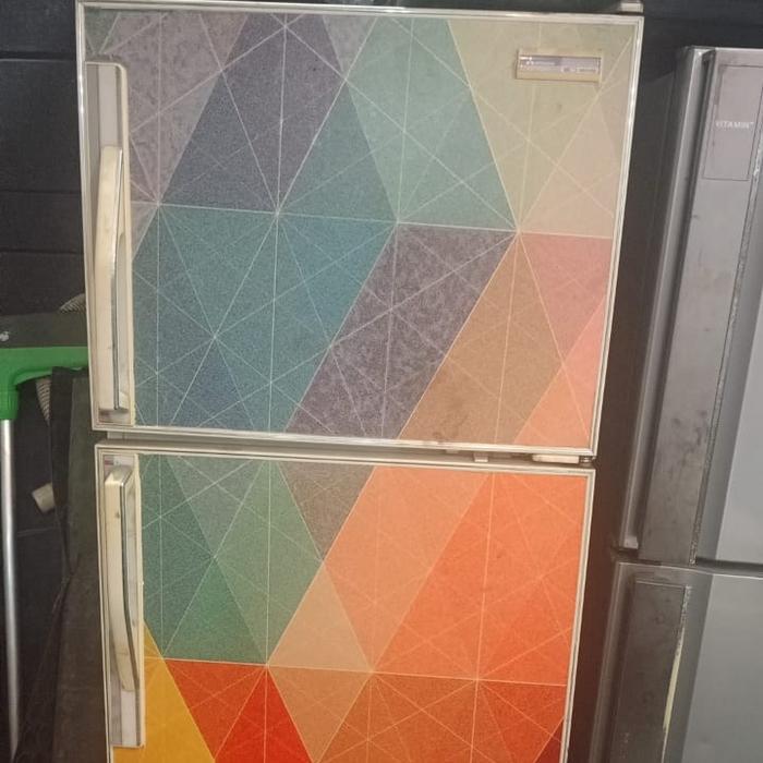 Kulkas 4 Pintu MITSUBISHI, 355 Liter, 117 W, SECOND SIAP PAKAI, BDG.