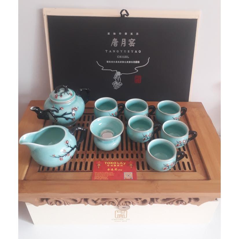 Tea Set Bunga Meihua Timbul