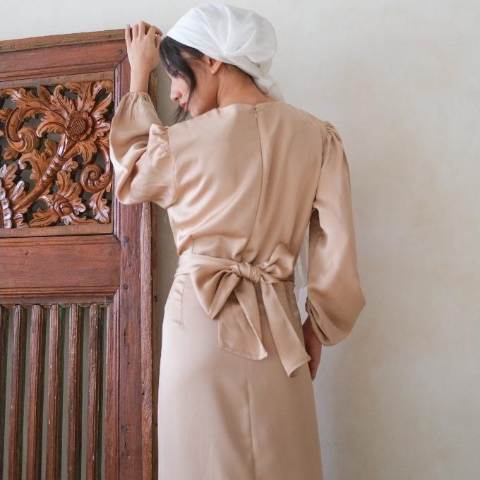 Kiyorawears - [ Raya Collection ] Azima Satin Dress / Satin Silk Premium / Gamis Polos Wanita