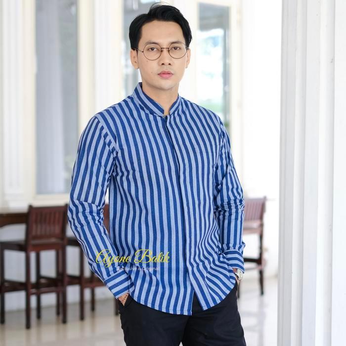 READY Baju Tradisional Lurik Ekslusif By AryaBatik Kemeja Lurik Lengan Panjang Lurik Pria Black Grey