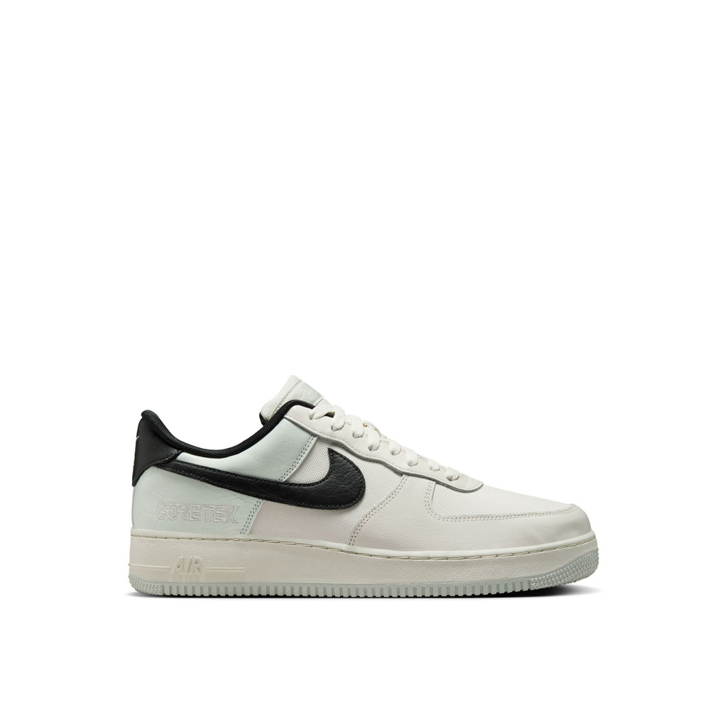 Nike Air Force 1 GORE-TEX Shoes Pria